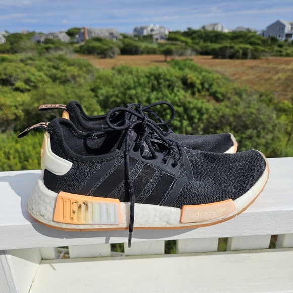Adidas NMD R1 Running Sneakers Shoes Black Peach Size 9 - Picture 8 of 12